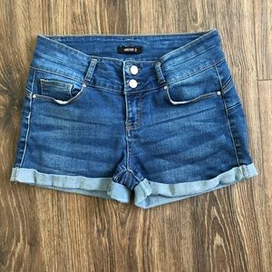 Forever 21 Jean Shorts - Size Medium